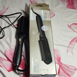INFINITIPRO Black Hair Straightening Brush